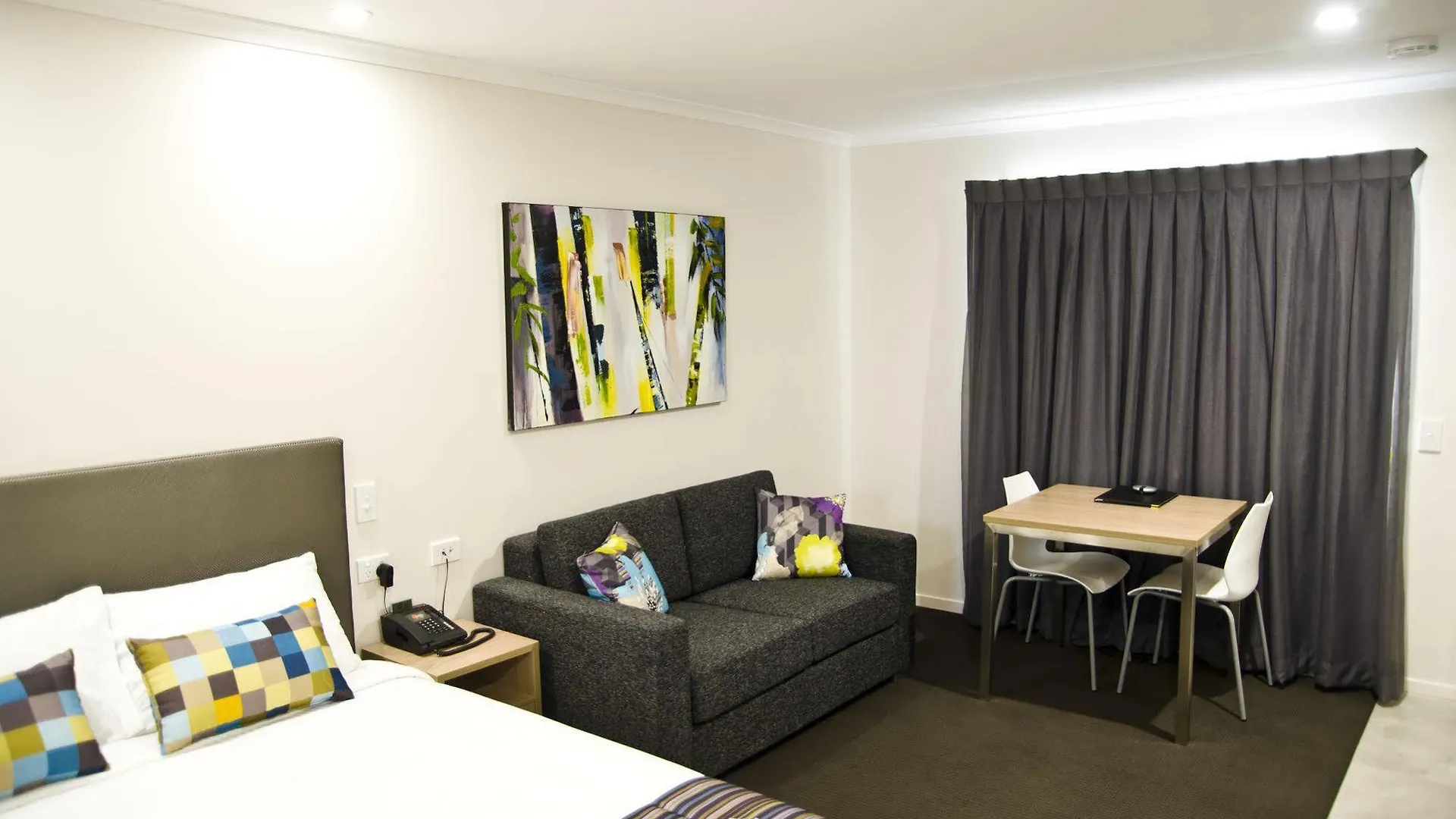 Roma Central Motel